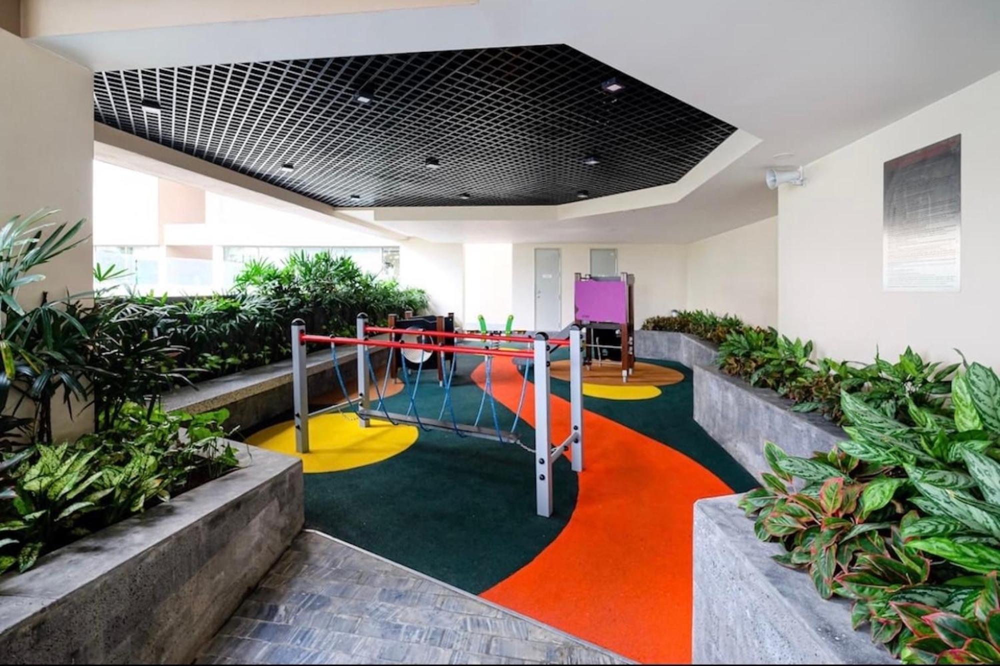 Emerald Millennium Free Pool TP. Hồ Chí Minh